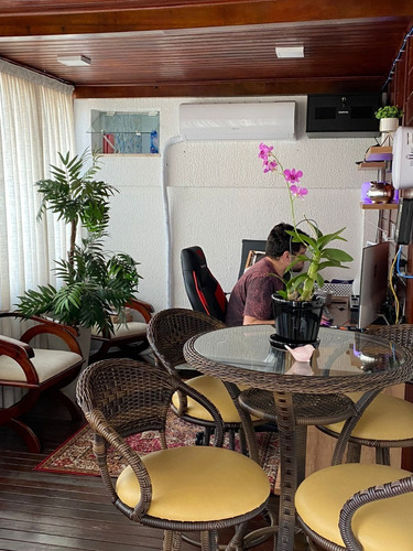 Imagem 16 de 17 de Casa Muito Bem Localizada No Centro De Balneário Camboriú