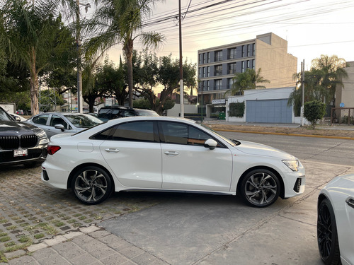 Audi A3 2.0 Sedán 40 Tfsi S Line At Dsg