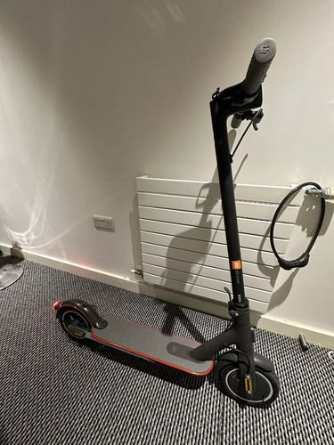 Xiaomi Mi 1s Electric Scooter