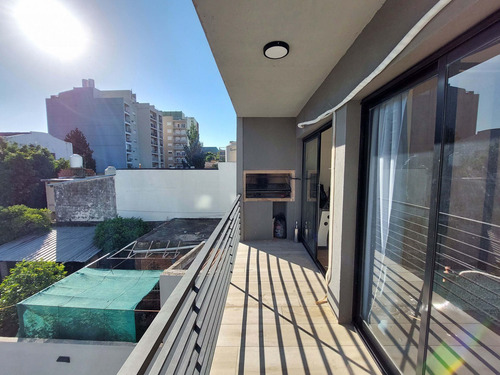 Imagen 6 de 26 de Departamento 2 Ambientes Con Balcón Y Parrilla