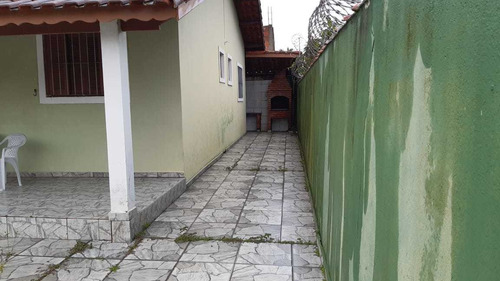 Imagem 6 de 12 de Casa À Venda A 800 M Da Praia Em Itanhaém. 1281