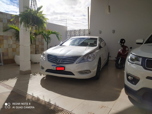 Imagem 2 de 12 de Hyundai Azera 3.0 V6 Aut. 4p