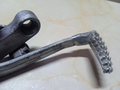 Gsxr600 01-03 Base Posapieder (pedal Freno Y Posapie Regalo) (Usado)
