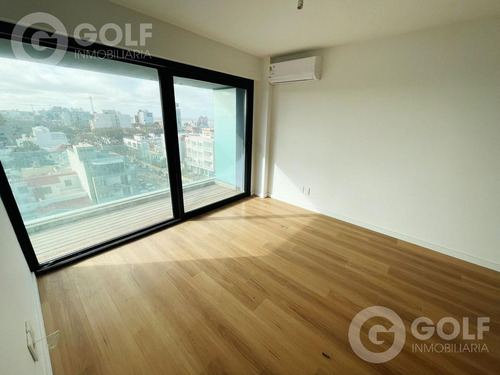 Imagen 4 de 15 de Vendo Monoambiente Con Vista Al Mar Y Cocina Definida En Rambla Malvin