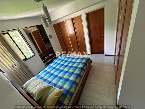 Apartamento En Venta Parque Caiza.