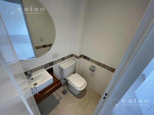 Imagen 8 de 30 de Excelente Casa De Estilo Clásico - Las Tipas, Nordelta