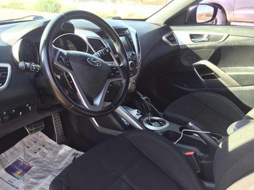 Hyundai Veloster 1.6 6at 130cv 2016