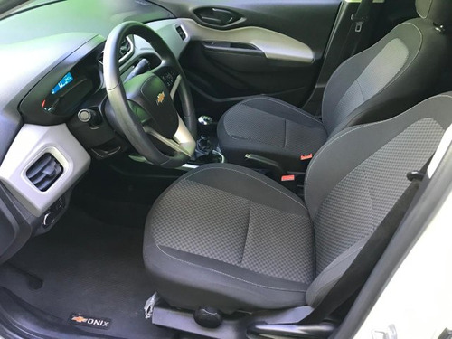 Chevrolet Onix Onix 1.4 MPFI LT 8V FLEX 4P MANUAL