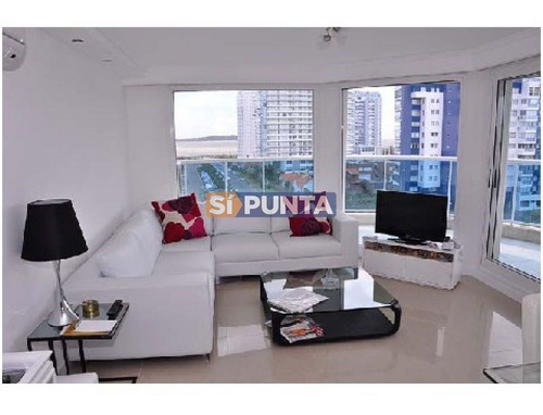 Imagen 2 de 6 de Apartamento En Alquiler - Mansa