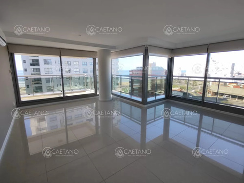 Torre Imperiale Iii, En Venta  Sin Muebles