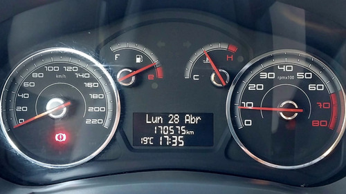 Fiat Grand Siena 1.6 Essence 115cv Pack Seguridad