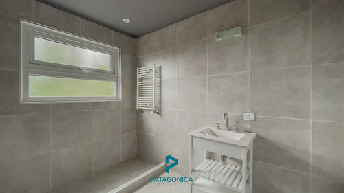 Venta- Casa 3 Ambiente A Estrenar S/ Lote De 500 M2 En Las Balsas , Osa Mayor, Villa La Angostura