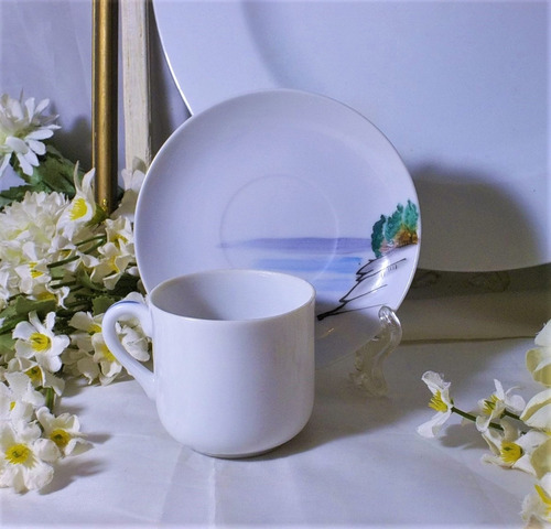 Bellísima Antigua Taza De Café Porcelana Japón Ocupado