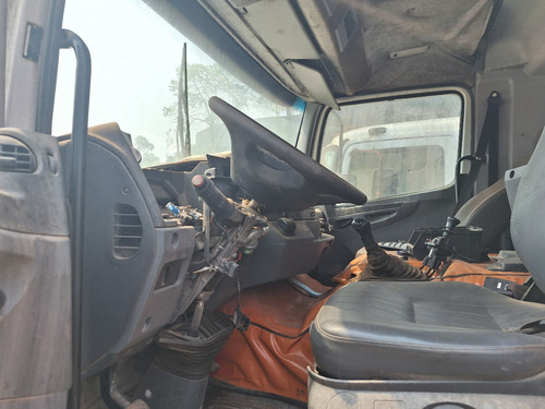 Caminhão Mercedes Benz 2831k Ano 2012 Com Caçamba Meia Cana