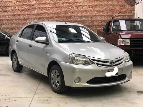 Toyota Etios 2014 1.5 Xs 4 P