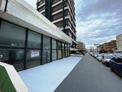 Alquila Excelente Local Comercial!!!- Ref: 2473