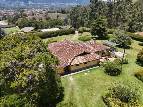 Venta Lote De 19.600 M² En La Ceja Con 3 Viviendas, Sector Chaparral