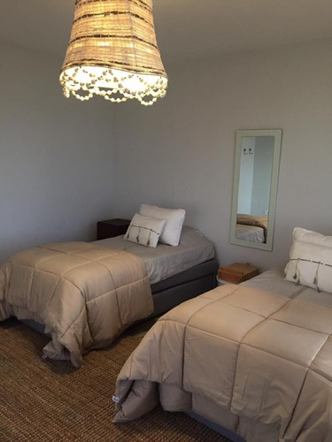 Casa En Venta De 3 Dormitorios En Pueblo Mio