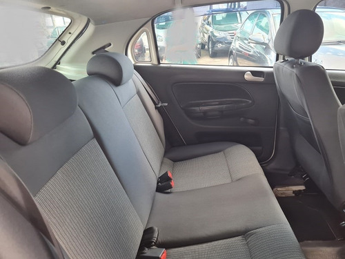 Volkswagen Gol 1.6 Vht Trend Total Flex 5p