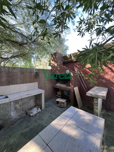 Casa En Venta En El Pinar Al Norte 3 Dorm!!