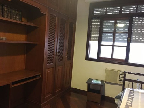 Apartamento À Venda Na Boulevard Vinte E Oito De Setembro, Vila Isabel, Rio De Janeiro - Rj - Liv-11878