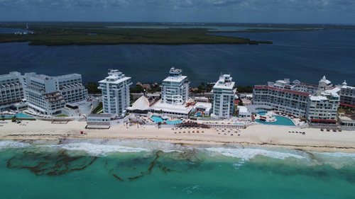 Suit En Venta En Condominio Oleo