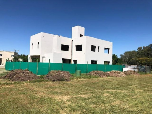 Imagen 8 de 15 de Casa A Estrenar Country Haras Del Sol - Pilar - Venta - Lote 1500 M2 - Permuta