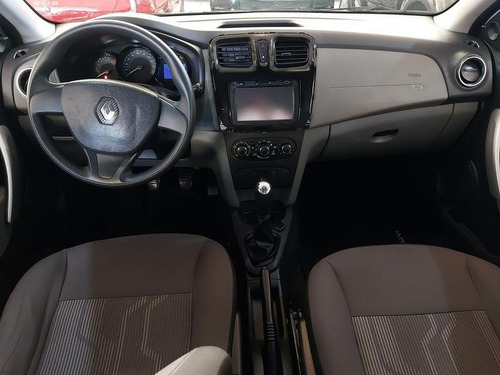 Renault Logan Expr 16 M