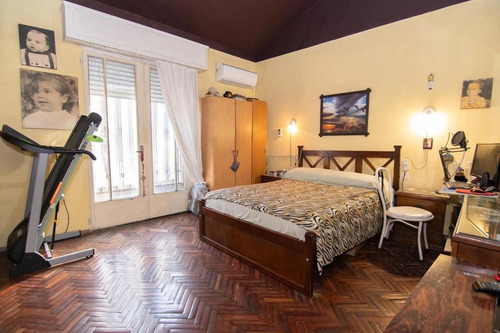 Vendo Casa Muy Linda Con Todo Lo Que Buscas. P. U 178m2 Jardín, Garaje, 3 Dorm, 2 Baños, Fondo, Parrillero, Azotea, Todo En Una Planta. Usd 265.000 Dólares