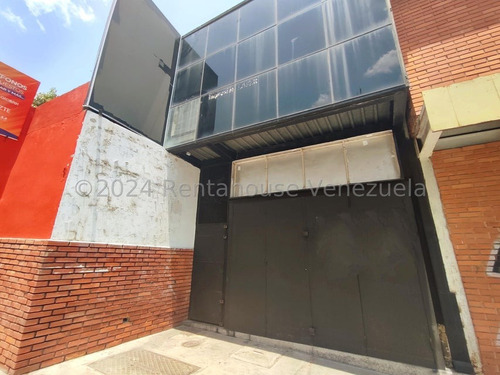 Local Comercial En Alquiler En Centro De Barquisimeto, Mco R E F 24-21261