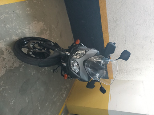 Imagem 3 de 4 de Suzuki Vstrom 650