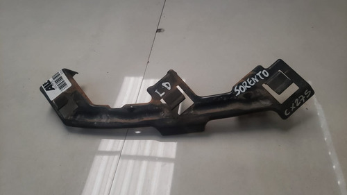 Suporte Farol Lado Direito Kia Sorento 2010 A 2015