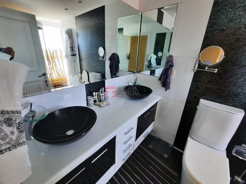 En Venta Penthouse En Playa Mansa Reciclado Punta Del Este