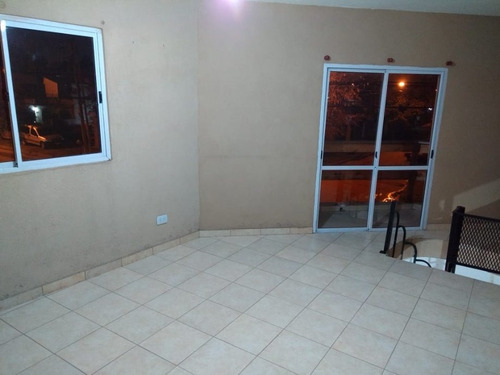Imagen 9 de 12 de Casa Con Departamento En Venta En Ituzaingo Norte