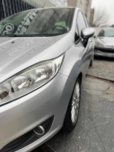 Imagen 8 de 22 de Ford Fiesta Kinetic Design 2015 1.6 Se 120cv