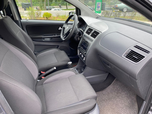 Volkswagen Fox 1.6 Connect Total Flex I-motion 5p