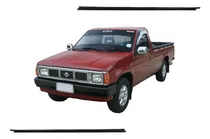 Comprar Par Molduras Cañuela Del Exterior Nissan D21 1986 - 2008