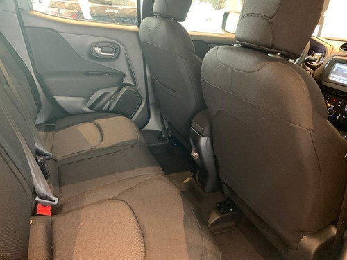 Imagem 5 de 8 de Jeep Renegade Sport 1.8 4x2 (aut) (flex)