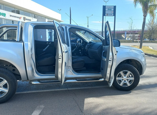 Imagen 5 de 12 de Ford Ranger D/c 4x2 Xlt 3.2 Td - Gencosa