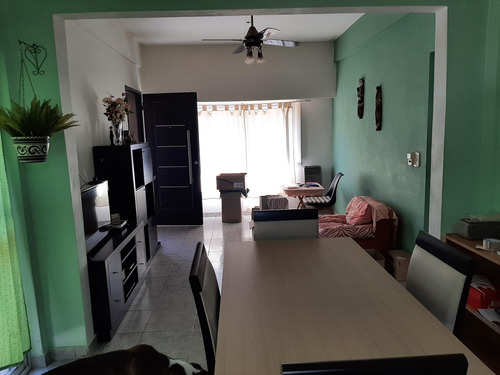 Casa  En Venta En Lanús Oeste, Lanús, G.b.a. Zona Sur