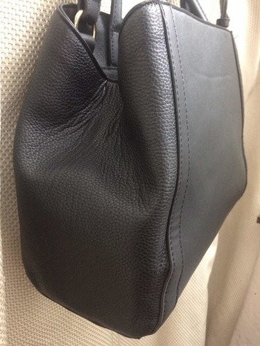 Imagen 6 de 10 de Bolsa Negra Mango Tote 28x35x13 Cm Excelente Estado Usada