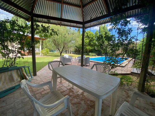 Casa Quinta En Ave Del Paraíso 767