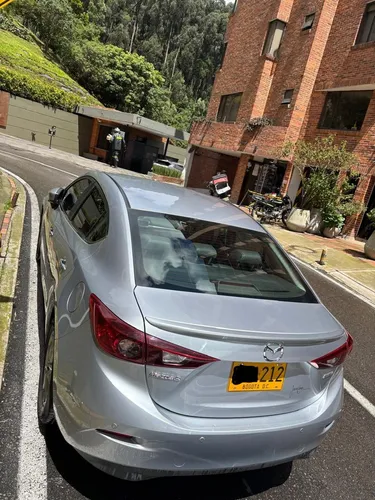 Mazda 3 2.0 Touring At