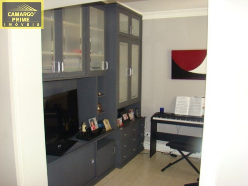 Imagem 8 de 15 de Apartamento Reformado. Grande Oportunidade. - Eb77801