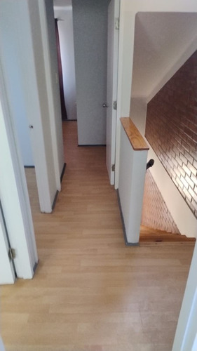 Casa 3 Dorm, 2 Baños En Arriendo