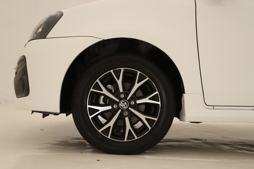 Toyota Etios 1.5 Xls At