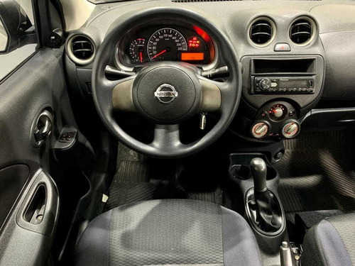 Nissan March 1.0 4p Flex