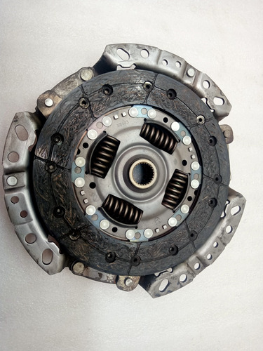 Clutch Nissan Aprio Tm 2010 4cil 1.6l 07-10 Original 