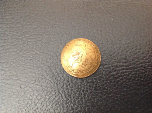 Antiguo Botón De Moneda De Cinco Centavos