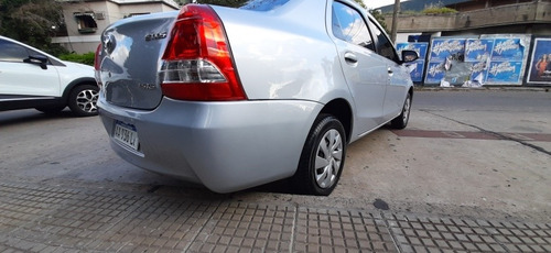 Toyota Etios 1.5 Sedan Xs 2017